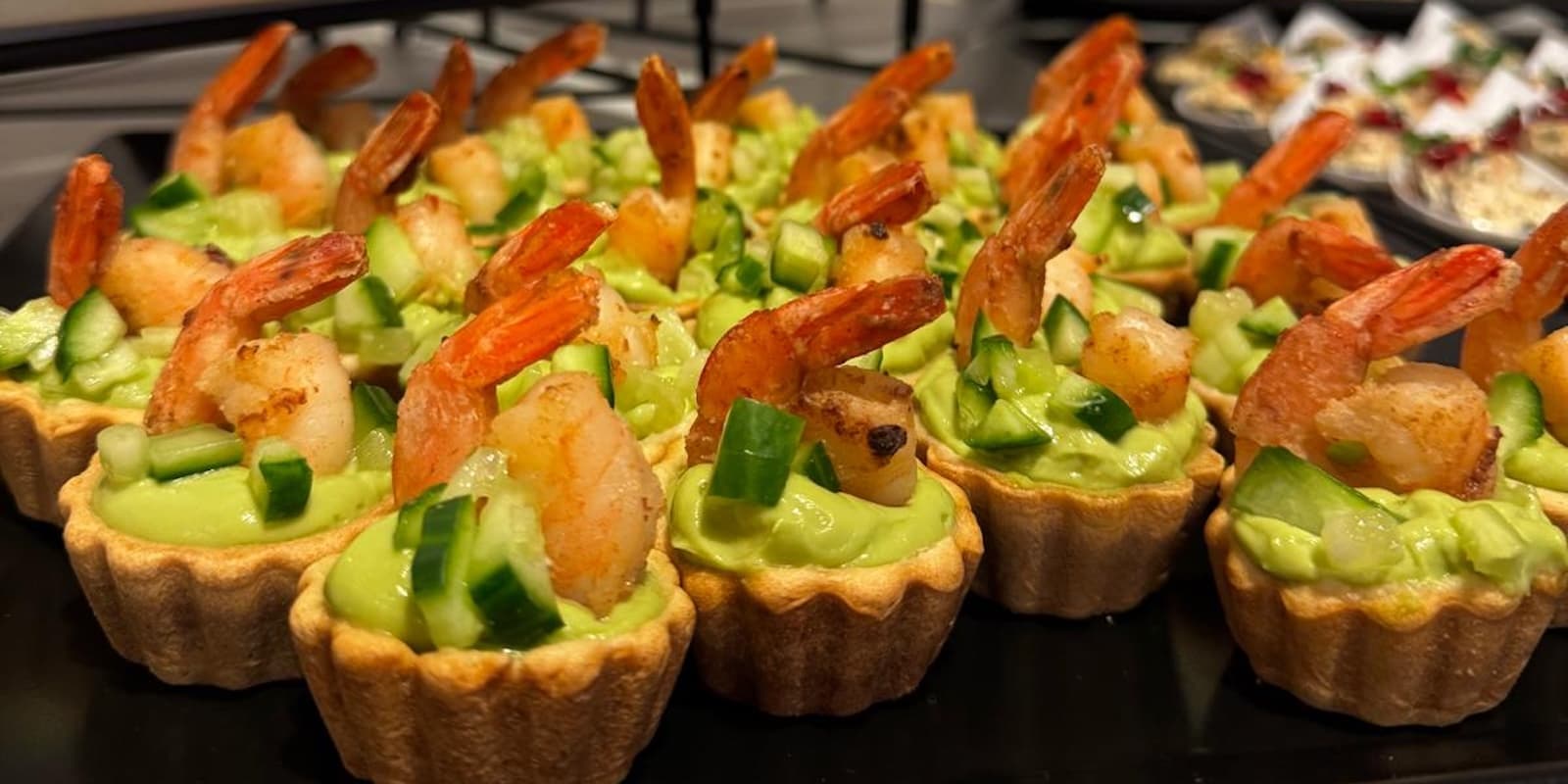 Kateryna Catering Buffet – Garnele, Avocado, Gurke